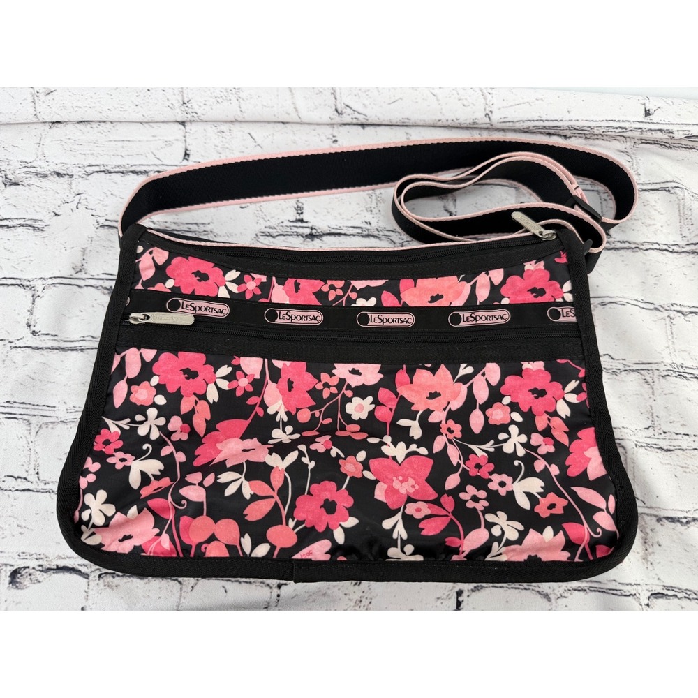 LeSportsac Deluxe Everyday Bag Black Pink Floral Nylon‎ Crossbody Travel Purse